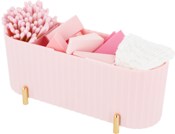 Różowy organizer na akcesoria do makijażu z gąbeczkami i silikonowym czyścikiem, złote nóżki, widok z przodu.