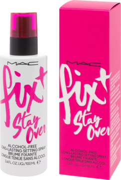 Biały spray MAC Fix+ Stay Over z różowym atomizerem i różowe pudełko, widok z przodu. Bezalkoholowy spray utrwalający makijaż.