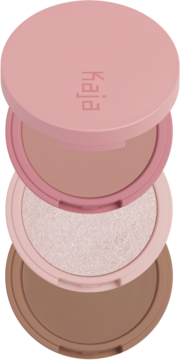 Kaja Play Bento paleta do konturowania 3w1: bronzer, róż i rozświetlacz. Stackowane, okrągłe kompakty, widok pod kątem.