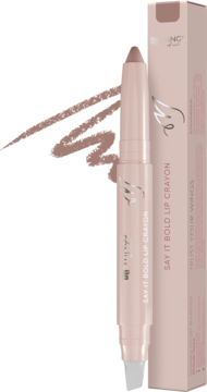 Kredka do ust AA Wings Say It Bold Lip Crayon 03 Nude Taupe obok pudełka, z próbką koloru. Matowy efekt.
