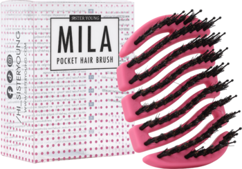 Różowa mini szczotka MILA Pocket Sister Young z włosiem dzika i nylonowymi szpilkami, widoczna pod kątem, z opakowaniem w tle.