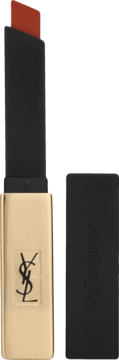 Czerwona szminka YSL Rouge Pur Couture The Slim w złotym opakowaniu, matowy sztyft wysunięty z czarnej tuby.