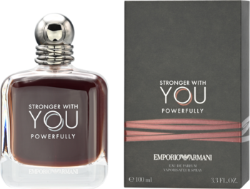 Flakon perfum Stronger With You Powerfully Armani z ciemnym płynem i srebrną nakrętką obok szarego pudełka 100ml.