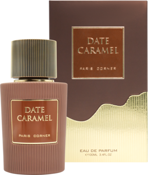 Perfumy Date Caramel Paris Corner w żebrowanej brązowej butelce ze złotą etykietą, obok dopasowane pudełko.