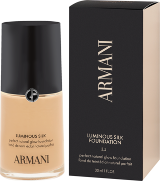 Podkład Giorgio Armani Luminous Silk 3.5, naturalny blask, w szklanej butelce obok czarnego pudełka.
