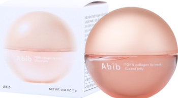 Dwa różowe, kuliste słoiczki Abib PDRN Collagen Lip Mask Glazed Jelly, z przodu wyraźny, z boku rozmyty.