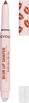 REVOLUTION BLUR LIP SHAPER: brązowa konturówka z efektem blur, widoczny aplikator, obok nakładka w usta.