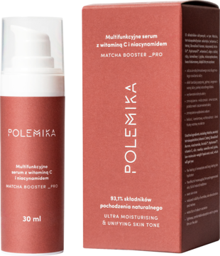 Polemika Multifunkcyjne serum z wit. C i niacynamidem 30 ml, butelka z pompką i kartonik w kolorze bordowym, widok z przodu.