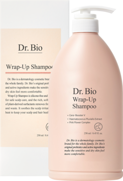 Dr. Bio Wrap-Up Shampoo, różowa ergonomiczna butelka z pompką i beżowe pudełko, widok z przodu.