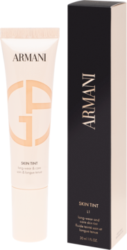 Armani Skin Tint L1, beżowy podkład w tubce obok czarnego pudełka, widoczne logo GA, napis long-wear & care.