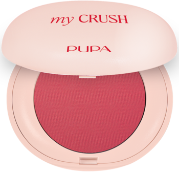 Otwarty pudrowy róż PUPA My Crush w okrągłym, matowym, jasnoróżowym kompakcie, ukazujący koralowy odcień.