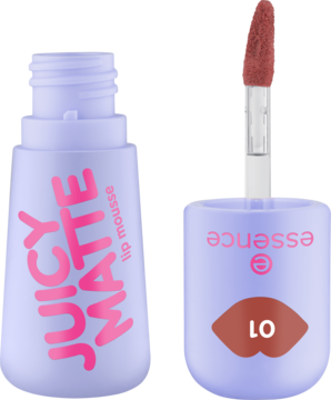 essence JUICY MATTE 01 Maple Rouge lip mousse, otwarte fioletowe opakowanie z aplikatorem i matową pomadką w odcieniu klonu.