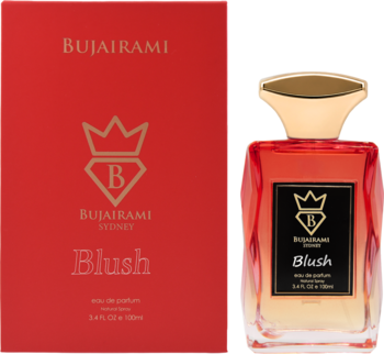 Woda perfumowana Bujairami Blush 100ml, butelka z różowym płynem obok czerwonego pudełka, widok z przodu.