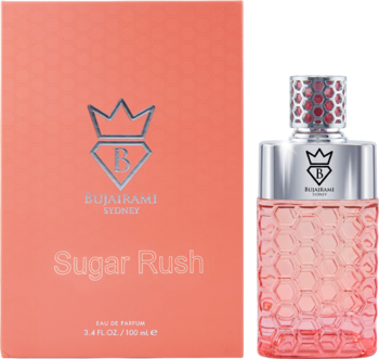 Woda perfumowana Bujairami Sugar Rush w koralowym pudełku i butelce z teksturą plastra miodu, widok z przodu.