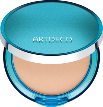 Artdeco Sun Protection Powder Foundation 20 SPF 50, otwarty, turkusowy kompakt z beżowym matującym pudrem.