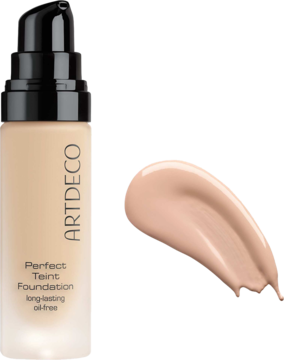 Beżowy podkład Artdeco Perfect Teint Soft Vanilla, butelka z pompką i płynna próbka na białym tle.