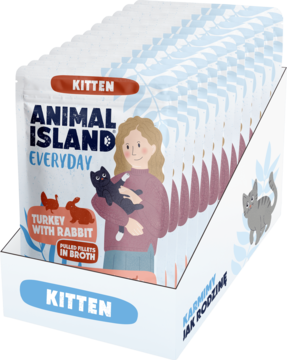 Display mokrej karmy Animal Island Everyday dla kociąt. Białe saszetki indyk z królikiem, ilustracja osoby i kota.