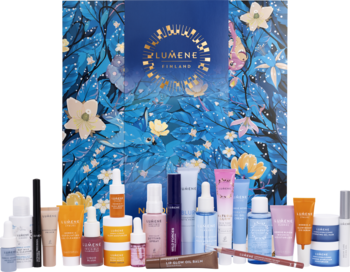 Lumene Nordic Beauty Calendar: granatowe pudełko i 24 kosmetyki do pielęgnacji i makijażu.