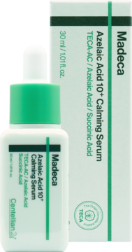 Madeca Azelaic Acid 10+ Calming Serum do cery problematycznej w białej butelce z zielonym zakraplaczem i pudełkiem.