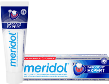 Dwa opakowania pasty meridol Parodont Expert. Biała tubka na paradontozę, jedno stoi, drugie leży.