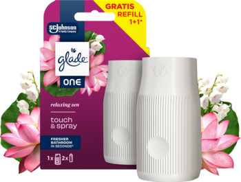 Dwa białe odświeżacze Glade Touch & Spray Relaxing Zen, jeden w purpurowym opakowaniu z kwiatem lotosu.