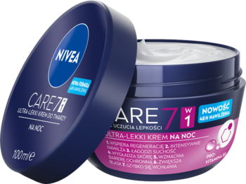 Dwa granatowe słoiczki kremu NIVEA Care 3w1 na noc, jeden otwarty, z białym kremem, widok z ukosa.