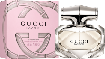 Damska woda toaletowa Gucci Bamboo: różowe pudełko z logo i fasetowany szklany flakon, ujęcie z przodu.