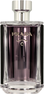 Prada L'Homme, męska woda toaletowa, w przezroczystej butelce z fioletowym płynem i srebrną nakrętką, widok z przodu.