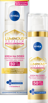 NIVEA Luminous630 Krem na dzień SPF 50 w białej butelce obok pudełka, widok z przodu.