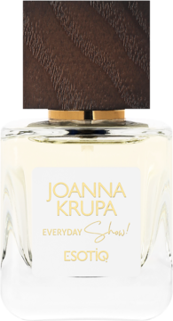 Joanna Krupa Everyday Show! perfumy w szklanej butelce z teksturowaną, drewnianą nakrętką, widok z przodu.