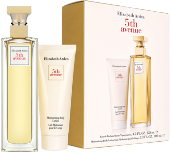 Zestaw Elizabeth Arden 5th Avenue: kwieciste perfumy w butelce i balsam w białej tubce, obok beżowego pudełka.