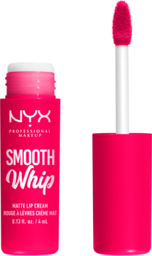 NYX Smooth Whip Matte Lip Cream w otwartej, jaskraworóżowej tubce, z aplikatorem pokrytym produktem.