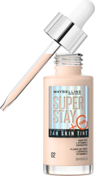 Maybelline Super Stay 24H Skin Tint 02 z witaminą C, jasny fluid w butelce, wyciągnięty aplikator.