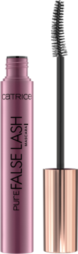 Tusz Catrice Pure False Lash Mascara, otwarta, matowa tubka w kolorze jagodowym z czarną szczoteczką.