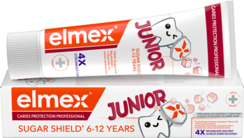 Dwie tubki pasty elmex Junior Anti-Caries Professional Sugar Shield, jedna stoi, druga leży, białe z czerwienią.