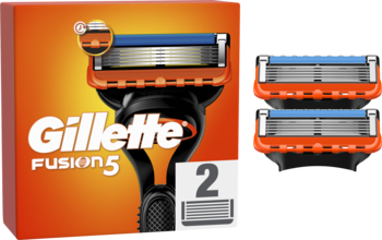 Zestaw Gillette Fusion5: pomarańczowa maszynka do golenia i 2 ostrza wymienne, widok z przodu opakowania.