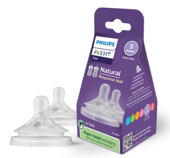 Dwa silikonowe smoczki Philips Avent Natural Response (nr 5) i ich fioletowe opakowanie kartonowe.