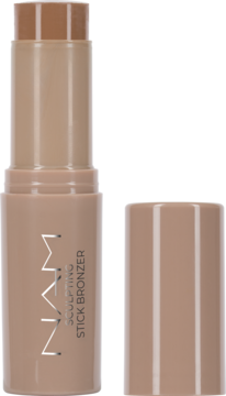 Kremowy bronzer w sztyfcie NAM Sculpting Stick nr 2 True Neutral, beżowe opakowanie, otwarty, nakrętka obok.