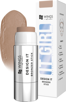 Bronzer w sztyfcie AA Design It, odcień Milky Chocolate, z opakowaniem i matowym swatchem koloru.