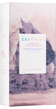 Krem SKIN1004 Centella Poremizing Light Gel Cream w białym pudełku z górskim tłem, widok z przodu.