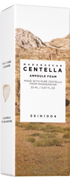 SKIN1004 Madagascar Centella Ampoule Foam 20ml cleanser w białym pudełku z górskim krajobrazem.