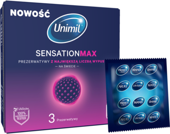 Granatowe pudełko Prezerwatyw Unimil Sensation Max "Nowość", 3 sztuki, obok 3 indywidualne prezerwatywy w folii. Z wypustkami.