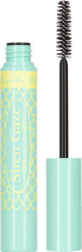 Lovely Siren Gaze Mascara: otwarta, miętowa butelka z żółtą etykietą w syrenie łuski, czarna szczoteczka.