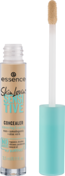 Essence Skin Lovin' Sensitive 10 Light korektor jasnobeżowy, butelka z turkusową nakrętką i wyjętym aplikatorem.
