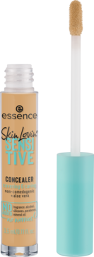 Korektor Essence Skin Lovin' Sensitive beżowy, tuba z wyciągniętym aplikatorem, do cery wrażliwej.