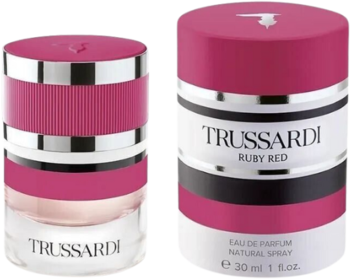 Trussardi Ruby Red perfumy EDP: różowo-srebrna butelka z prążkowanym topem obok biało-różowego pudełka.