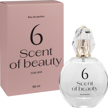 Woda perfumowana 6 Scent of beauty FOR HER, okrągła butelka 50 ml przed różowym opakowaniem, widok pod kątem.