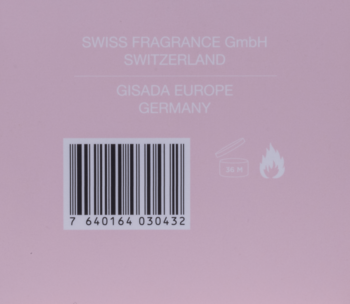 Tył różowego opakowania wody perfumowanej Gisada Ambassador, z danymi producenta, kodem kreskowym i ikonami.