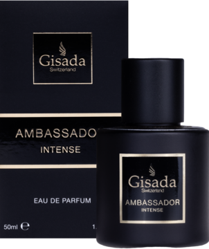 Czarna butelka perfum Gisada Ambassador Intense i pudełko ze złotymi napisami, widok z przodu, lekko pod kątem.