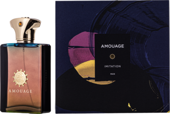 Męska woda perfumowana Amouage Imitation, butelka z gradientem kolorów i pudełko obok, widok z przodu.